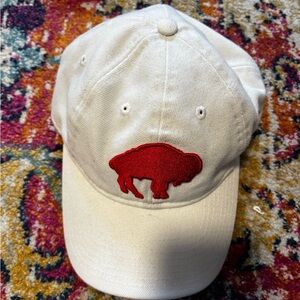 White hat with Red Buffalo Patch